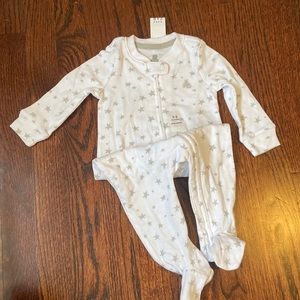 gap stars pajamas